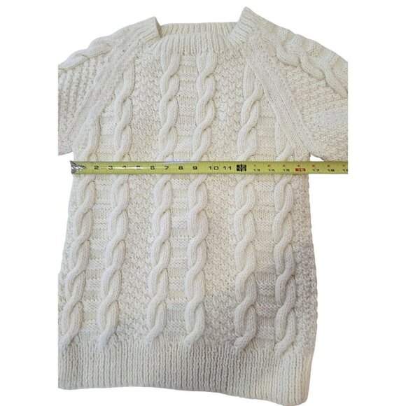Handmade White Cable Knit Sweater Warm Cozy Design Raglan Sleeves Classic Style - Picture 5 of 7